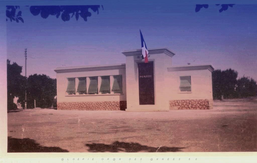 FERRY LA MAIRIE.jpg